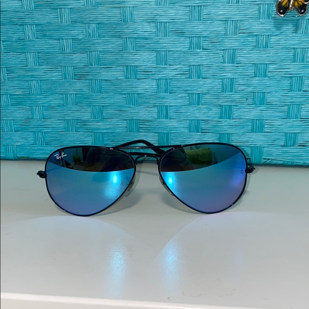 Rayban Aviator Flash Lenses with all black frame